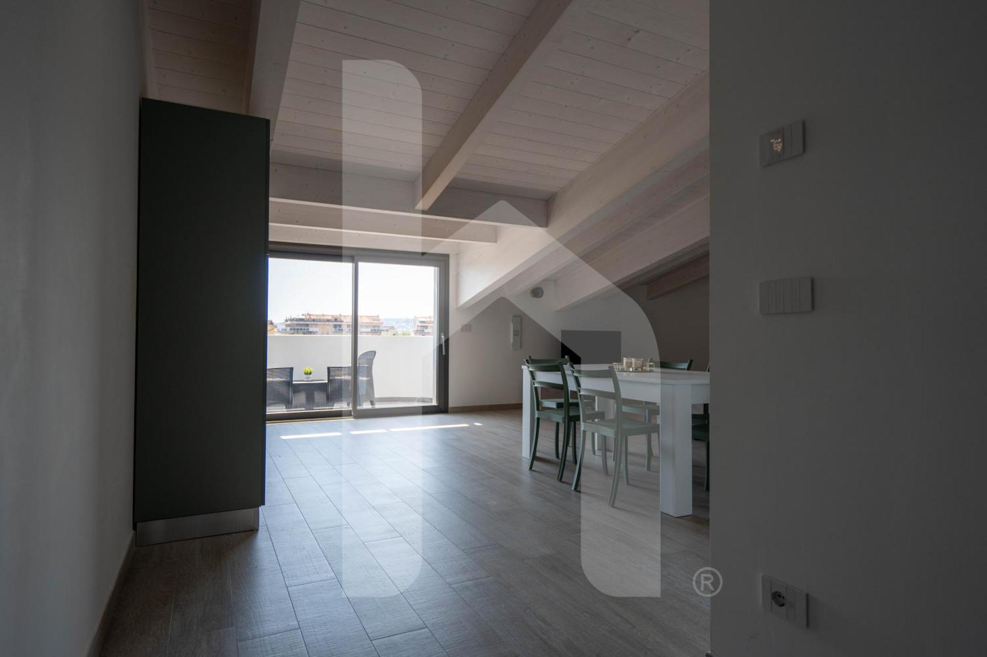 Homiday - Waterfront Montesilvano Marina Exterior foto