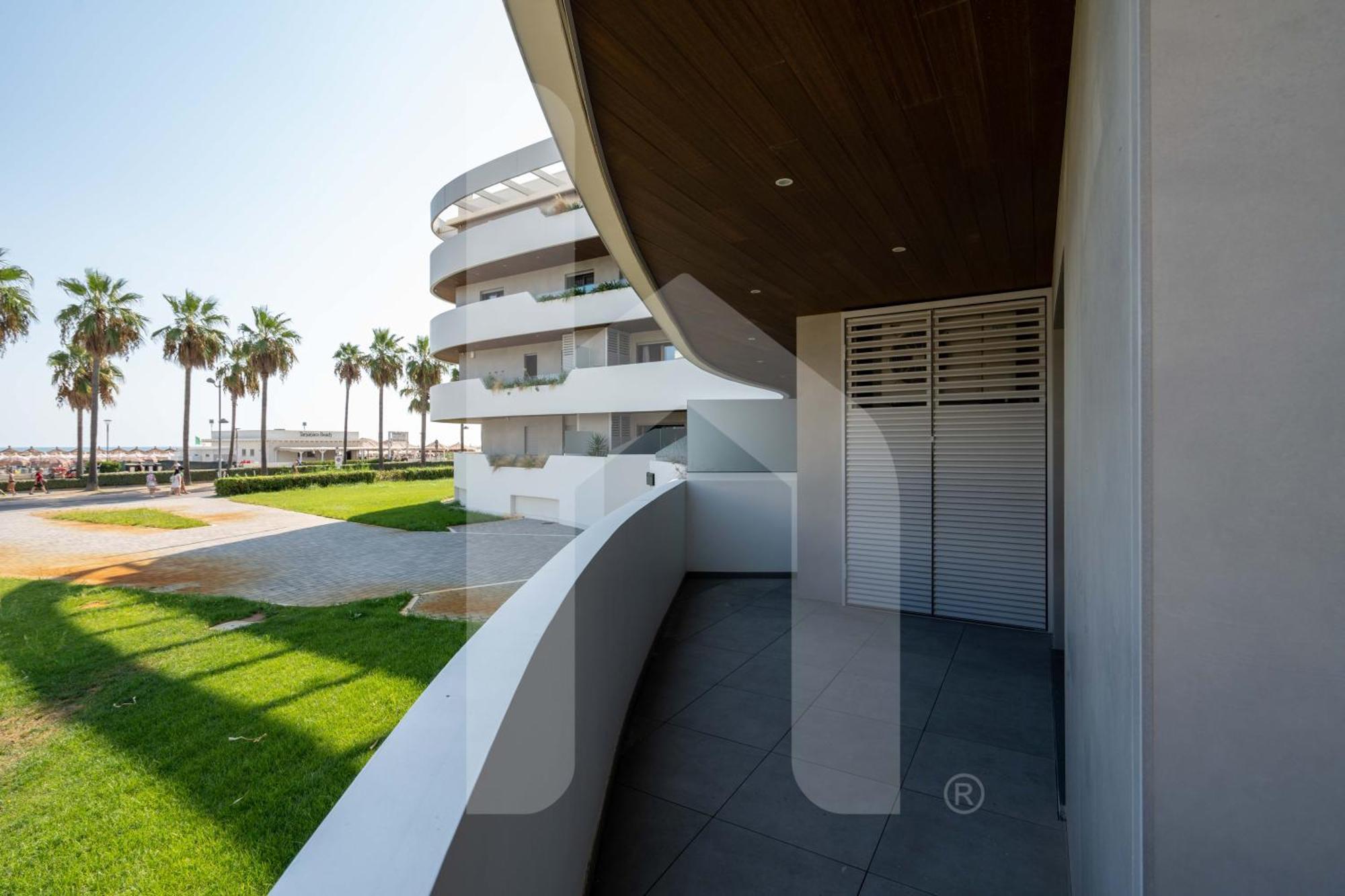Homiday - Waterfront Montesilvano Marina Exterior foto